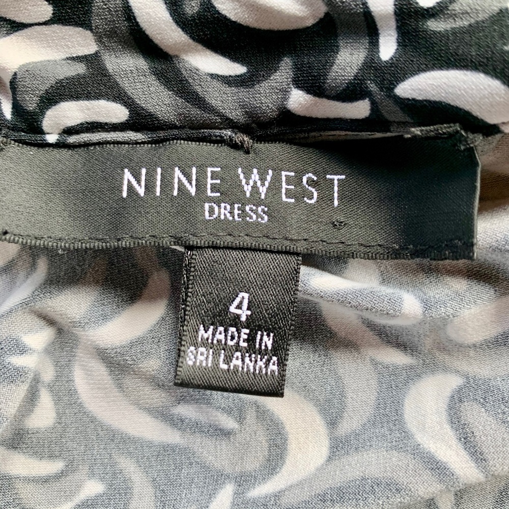 Nine West Patterned Wrap Midi Nwot - image 7